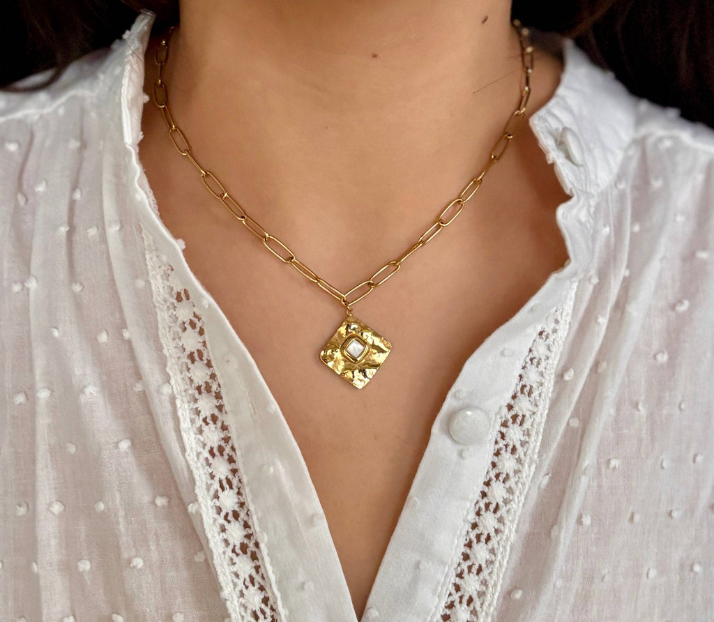 18ct Gold Plated Mother Of Pearl Square Pendant Necklace    