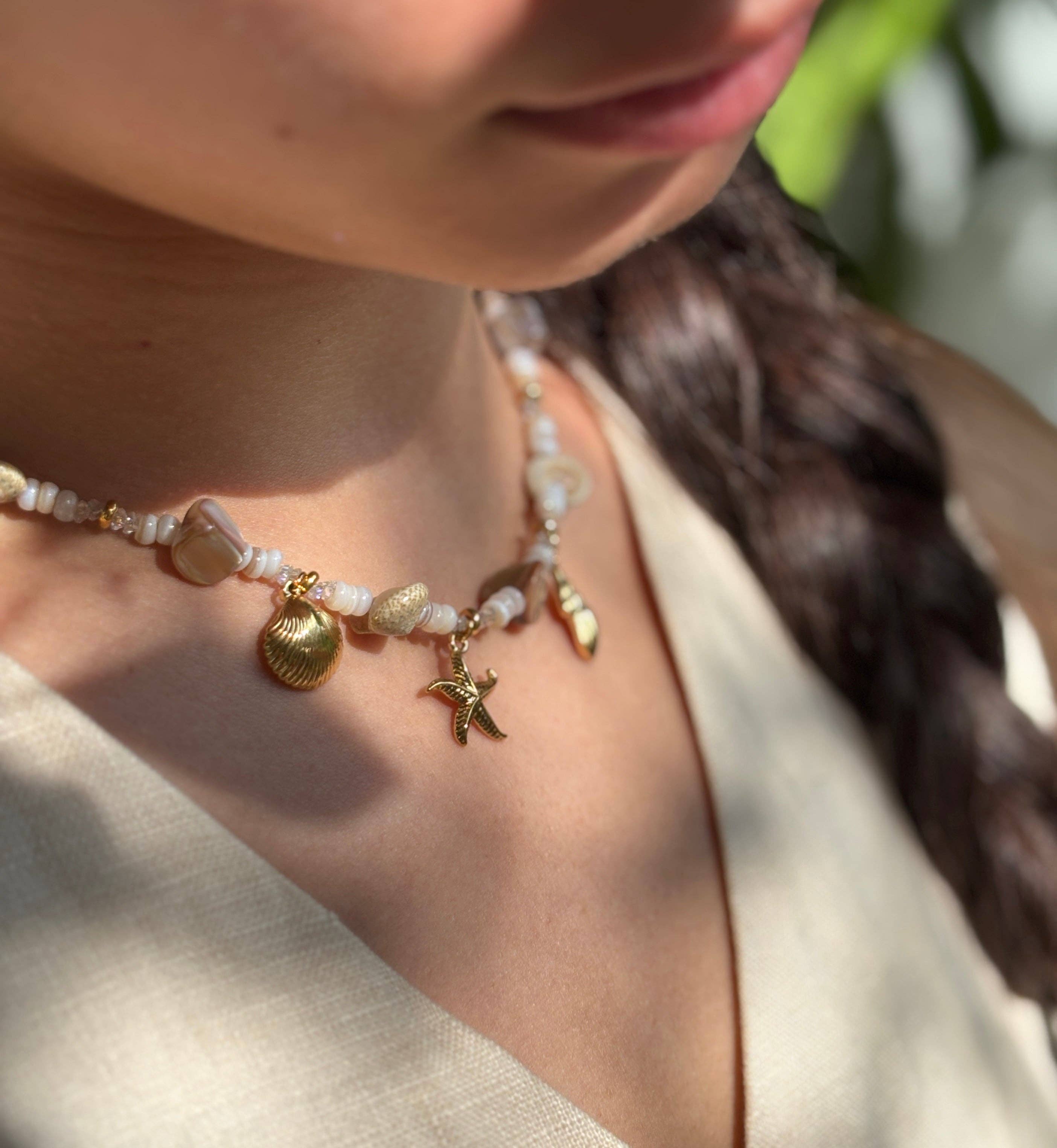 18ct Gold Plated Shell Necklace 